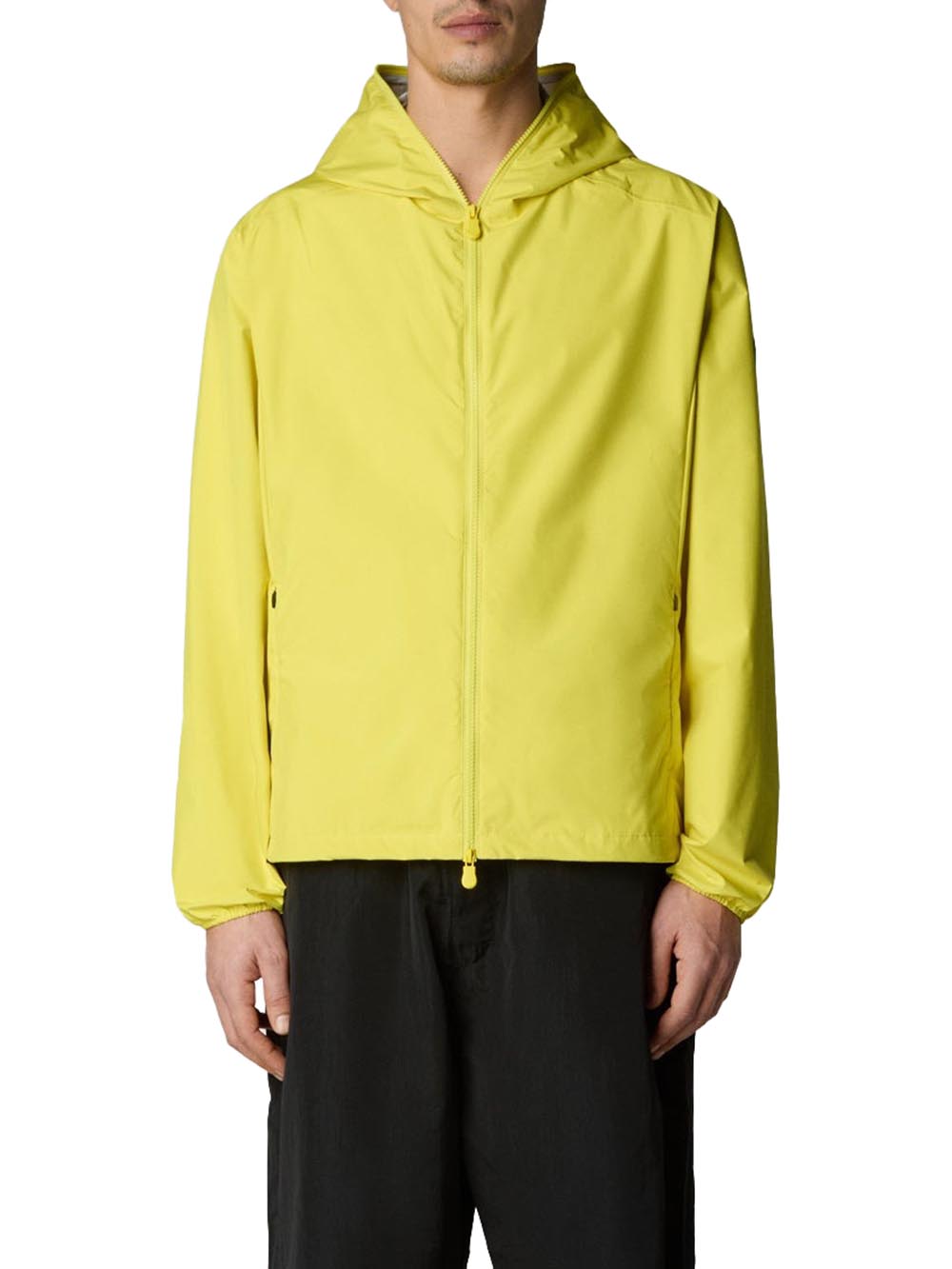 impermeabile uomo giallo