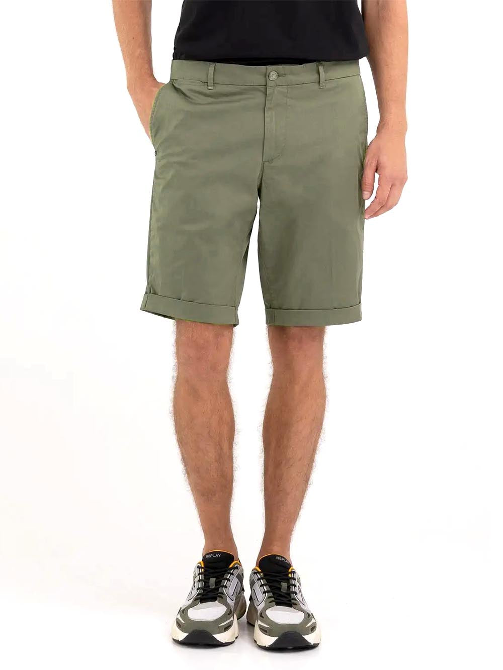 Replay Bermuda Uomo M9898r.000.8452307 Verde oliva