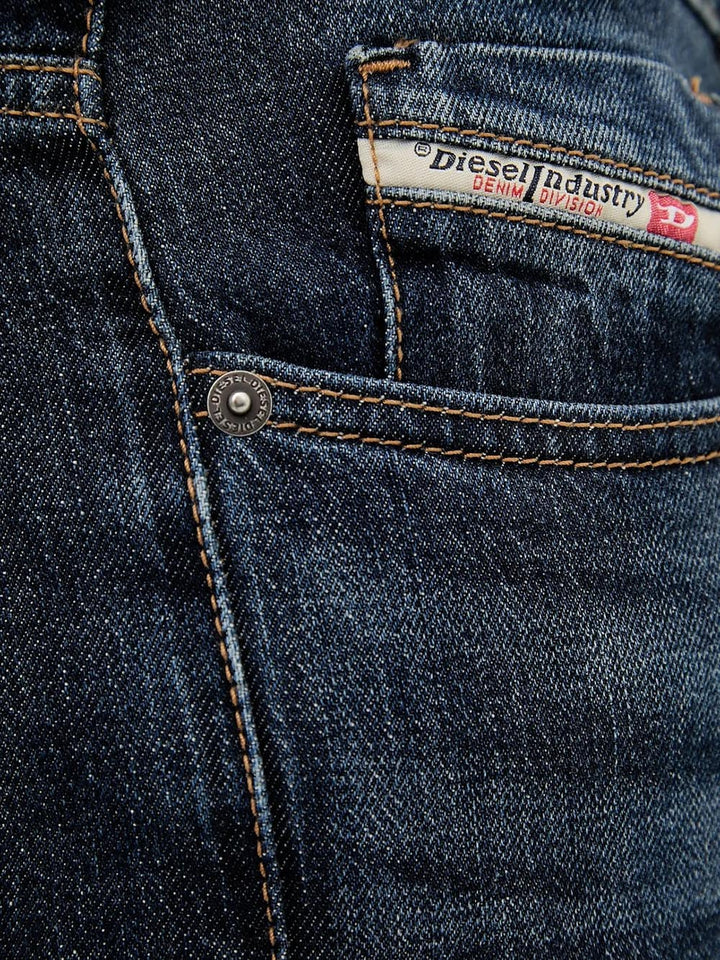 Diesel Jeans Uomo A03558 Scuro