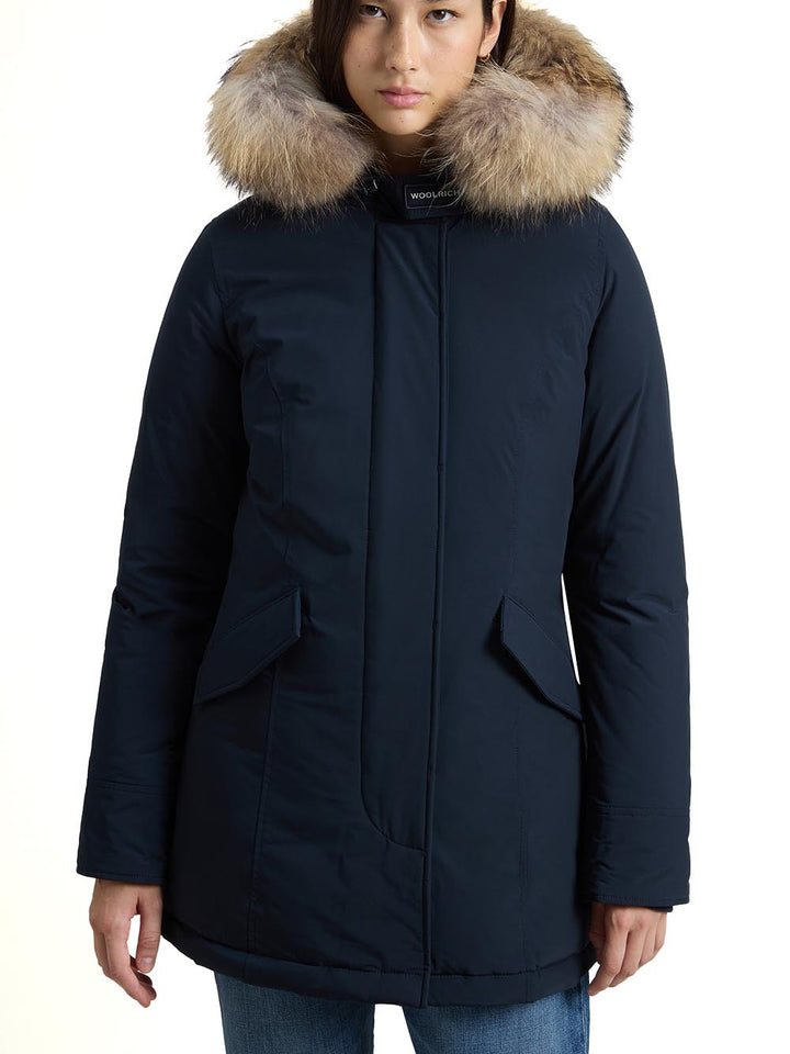 LUXURY ARCTIC RACCOON PARKA Woolrich Giubbino Donna Cfwwou0652frut3128 Blu