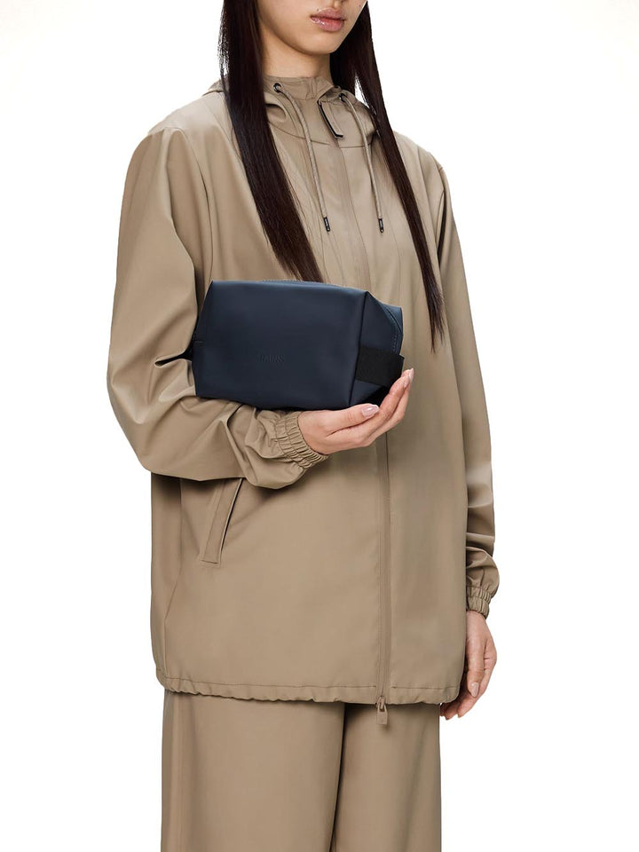 WASH BAG SMALL (W3) Rains Borsello Unisex 15580 Blu