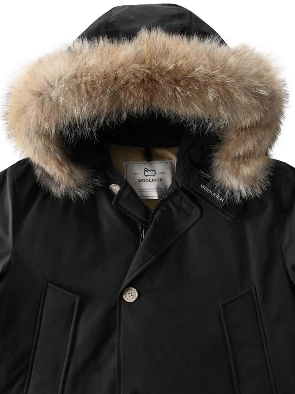 ARCTIC DETACHABLE FUR PARKA Woolrich Giubbino Uomo Cfwoou0482mbut0001 Nero