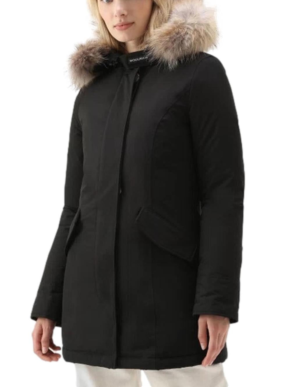 LUXURY ARCTIC PARKA Woolrich Giubbino Donna Cfwwou0652fbut3128 Nero