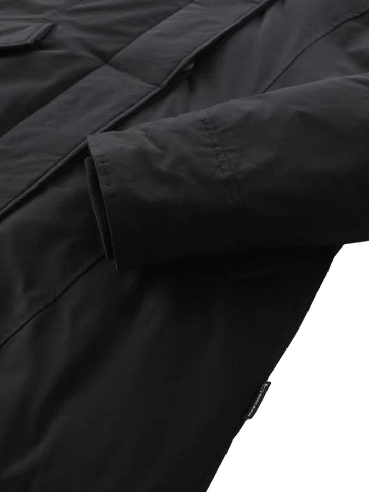 LUXURY ARCTIC PARKA Woolrich Giubbino Donna Cfwwou0652fbut3128 Nero