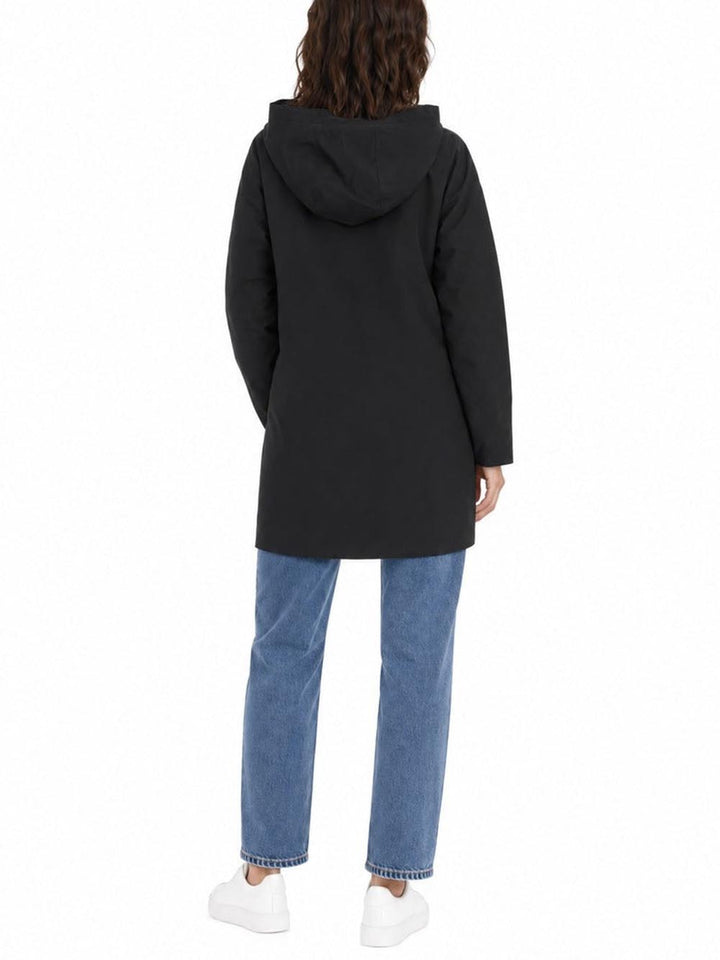 LIGHT STRETCH PARKA Woolrich Giubbino Donna Cfwwou2204frut3342 Nero